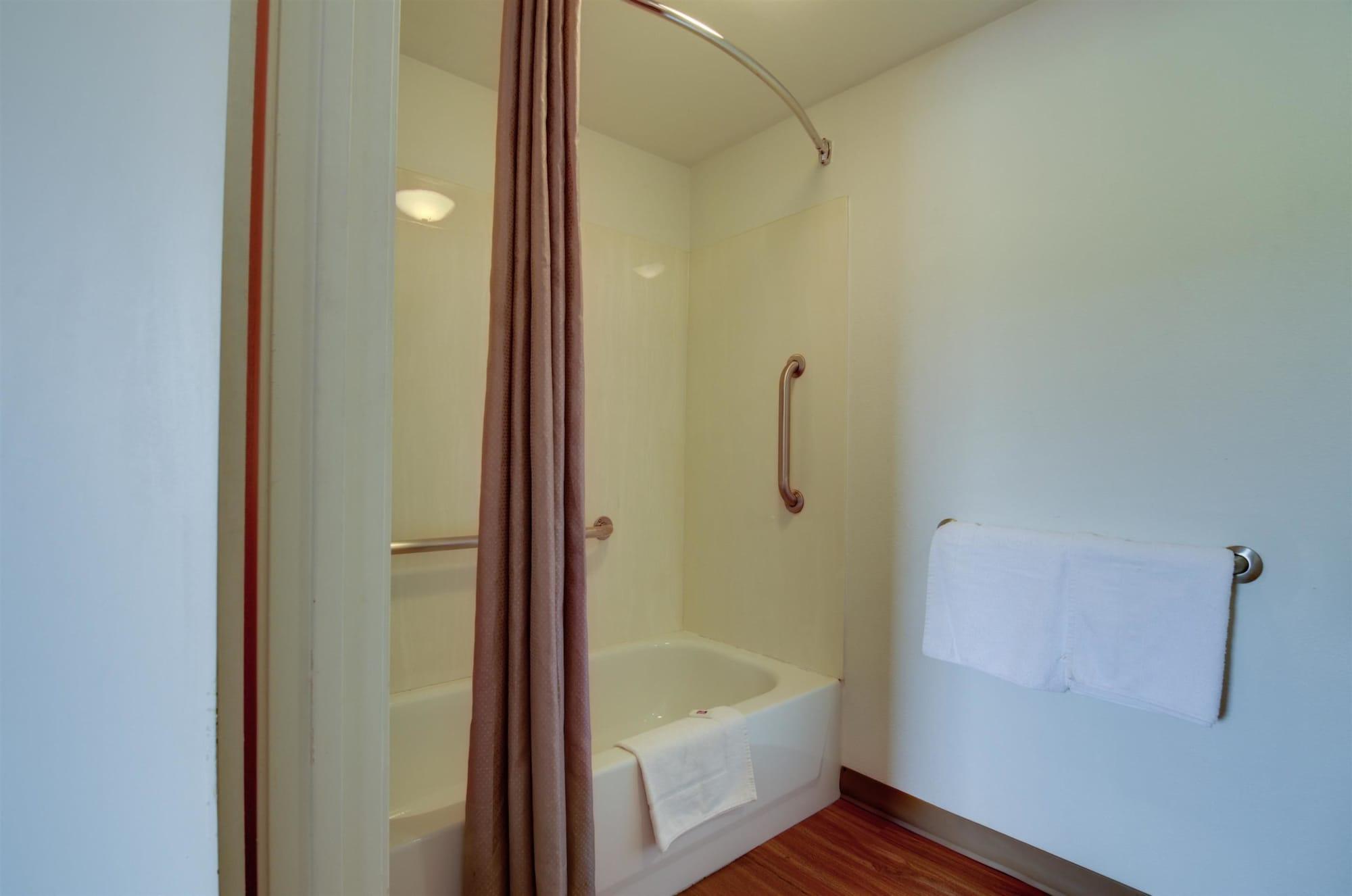 Hotel 6-kansas City, Mo 2*